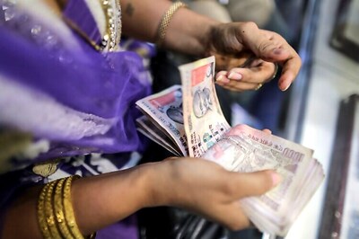 RBI 'admits' to circulating Rs 1,000 notes without 'silver thread' security feature