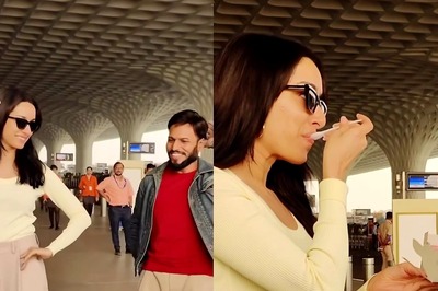 Shraddha Kapoor Turns Airport Into Her Dance Floor, Performs To Show Me The Thumka; Watch Video