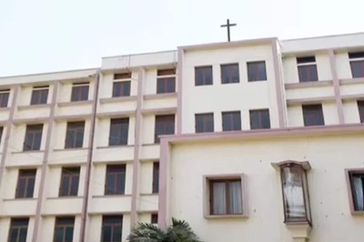 Kolkata College Faces Backlash For Denying Admission to Non-english Medium Students, Apologises