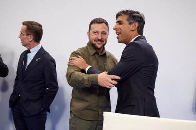 As US Looks Away UK’s Rishi Sunak Emerges as Ukraine’s New Backer, Visits Kyiv with Funds