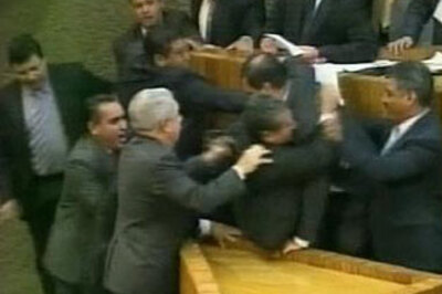 Mexican state representatives come to blows in office