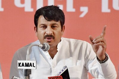 Delhi BJP Chief Manoj Tiwari Gets Death Threat; Sender Apologises, Says 'Under Compulsion'