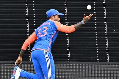 'The Cushion Moved But...': South Africa Legend Shaun Pollock Thrashes Conspiracy Theory Questioning Suryakumar Yadav's Catch of David Miller