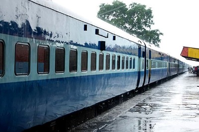 Engine Wheels of New Delhi-Trivandrum Central Express Break in Andhra Pradesh