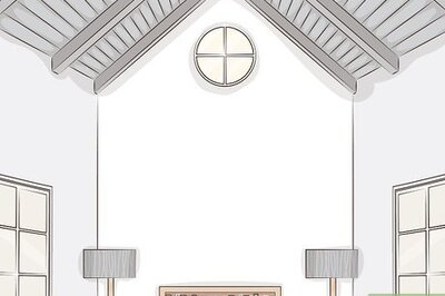 How to Decorate High Walls with a Cathedral Ceiling
