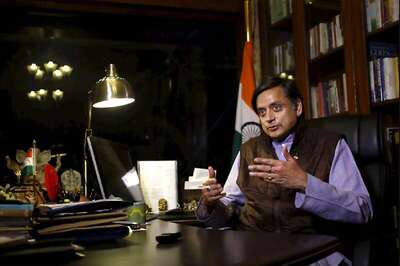 Court Defers Order on Whether to Put Shashi Tharoor on Trial in His Wife Sunanda's Death Case