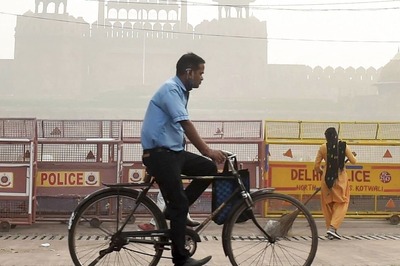 Delhi-NCR: Four in 5 Families Facing One or More Ailments Due to Air Pollution, Shows Survey