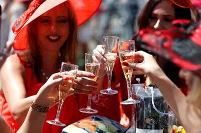 The Tippling Point | A Toast to 2 British Singers Who Gave Their Lives for Cause of Champagne