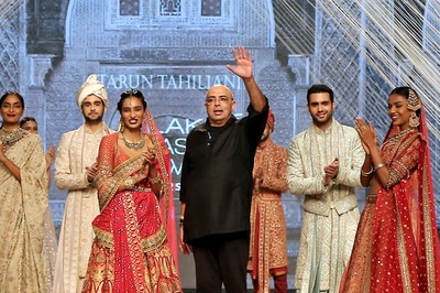 Lakme Fashion Week: Tarun Tahiliani Wows With 78 Showstoppers