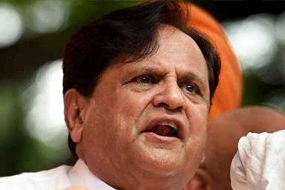 Cong Leader Ahmed Patel Stable, 'Significantly Better' Than at Time of Hospitalisation, Says Daughter
