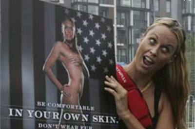 Beard's anti-fur protest shifts focus in Beijing