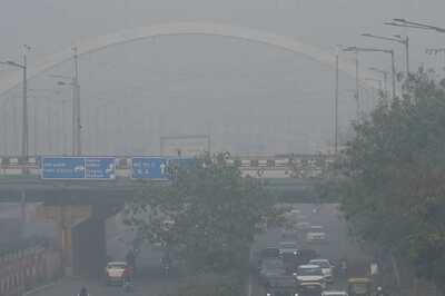 Air Quality Dips in Delhi-NCR, Non-Essential Construction Work, Polluting 4-wheelers Banned
