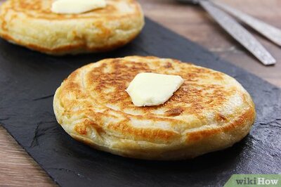 How to Choose Toppings for Crumpets