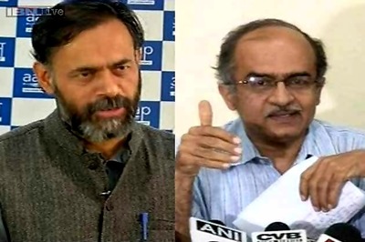 Yogendra Yadav, Bhushan pitch for 'new blood' in AAP Political Affairs Committee