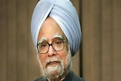 Manmohan to play ball in Brazil
