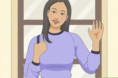 How to Become Friends with the Popular Girl (for Girls)