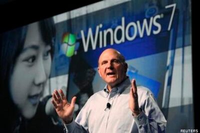 Microsoft CEO hypes smartphone, browser