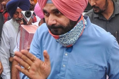 Navjot Singh Sidhu Quit As He Couldn't Stand A Dalit Chief Minister in Punjab, Alleges AAP