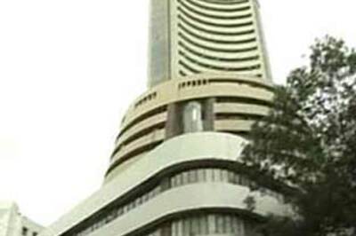 Markets recover, key index closes above 10,000 points