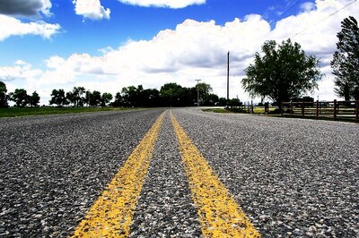 Highways Ministry to Utilise Waste Plastic in Large Scale for Road Construction