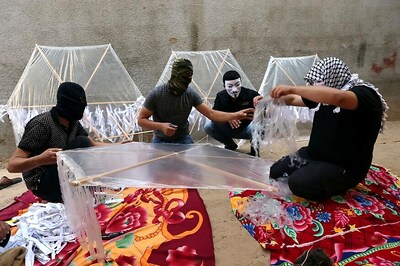 Gazans Send Fire-starting Kites into Israel; Minister Threatens Lethal Response