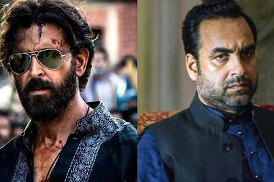 Hrithik Roshan to Replace Pankaj Tripathi as Kaleen Bhaiya in Mirzapur? Director Says 'I Can't Give...'