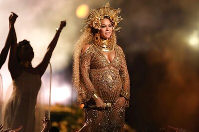 Beyonce Planning to Deliver Twins at Home