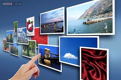 A new way to arrange your vacation photos as rich visual stories