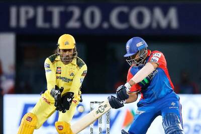 MS Dhoni First Wicketkeeper to Hit Triple Century of Dismissals in T20 History