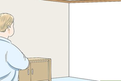 How to Use a Sample Board to Pick the Right Paint Color