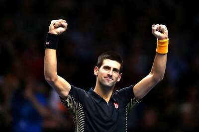 Djokovic and Murray reach World Tour semi-finals