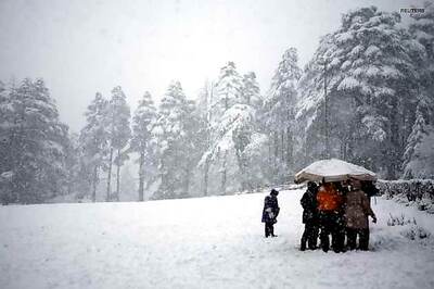 J&K: National Highway remains closed for 2nd day due to heavy snowfall