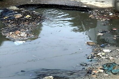 Bangladesh Struggles to Contain Country's Worst-ever Dengue Fever Outbreak