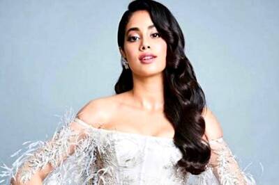 Vicky Kaushal or Kartik Aryan?  Janhvi Kapoor Reveals Who She Would Kiss Onscreen