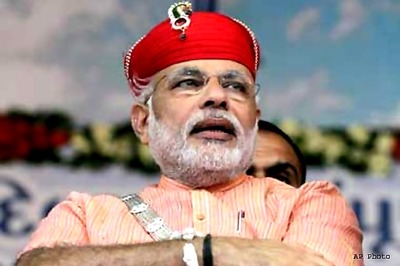 Lata Mangeshkar has right to express her feelings: Modi