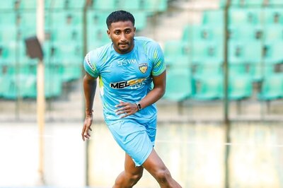 Chennaiyin FC Strengthen Backline by Signing Indian Left-back Vignesh