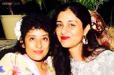 Snapshot: Manisha Koirala celebrates a year of being cancer-free with friends Tabu and Jackie Shroff