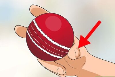 How to Bowl in Cricket