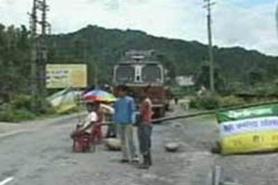 Darjeeling, Sikkim cut off from plains by GMJ blockade