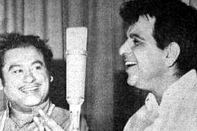 Dilip Kumar and Kishore Kumar Share a Hearty Laugh In Never-Seen-Before Photo Dropped By Saira Banu