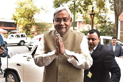 Samajwadi Party Event Not a Prelude to Alliance For UP Polls: Nitish Kumar