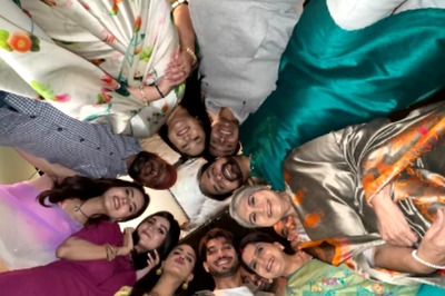 Pyaar Ka Pehla Adhyaya: Shiv Shakti Completes 300 Episodes, Arjun Bijlani Celebrates With Crew