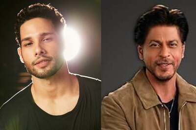 Siddhant Chaturvedi Recalls Partying With Shah Rukh Khan At Mannat: 'He Was Very Gracious'