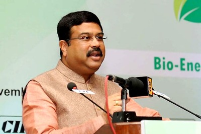 Start-up funding being explored for oil, gas sector: Pradhan