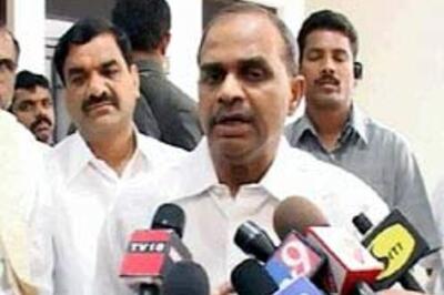 No ACs in Andhra govt offices: CM