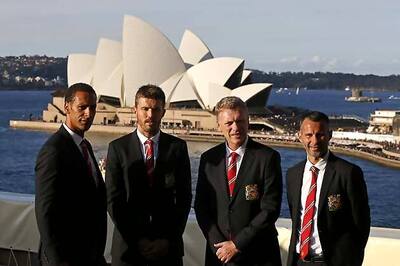 United arrive in Sydney for All Stars match