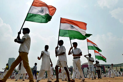 Republic Day 2018: Suyyash Rai, Kunal Jaisingh, Arshi Khan Remind Citizens of Their Duties