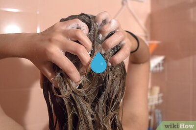 How to Detangle Dry, Damaged Hair