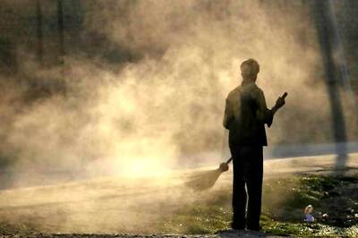 Not Paid for 6 Months, Bengaluru Sweeper Kills Self; Union Leader Alleges 'Govt-Sponsored Murder'