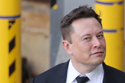Twitter Adopts 'Poison Pill' to Shield Elon Musk Takeover, But Tesla CEO Not Giving Up Yet